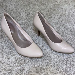 jellypop tan stiletto heels size 6
